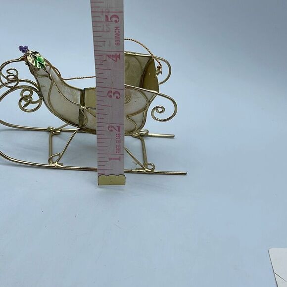 Vintage Capiz shell sleigh ornament . - Picture 8 of 8